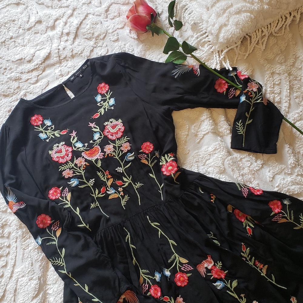 ANTHROPOLOGIE EMBROIDERED BLACK TUNIC DRESS TOP